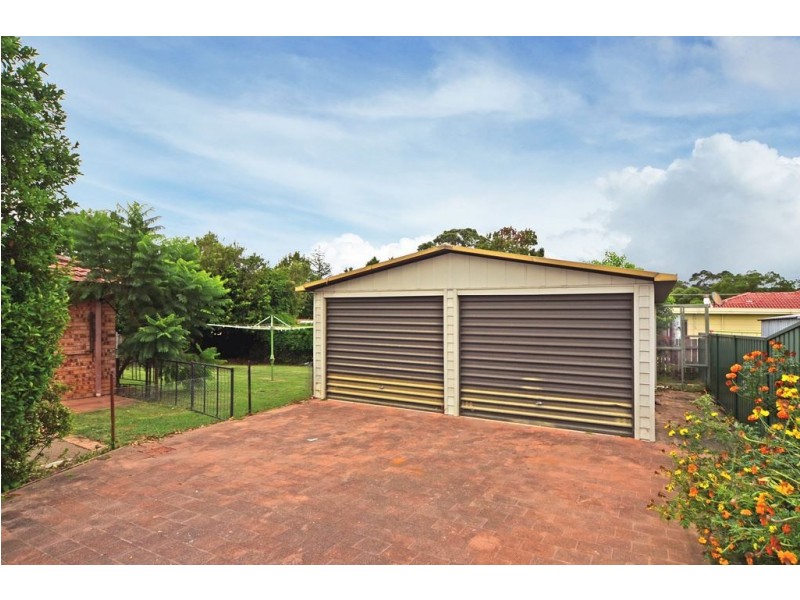 4 Chatsworth Crescent, North Nowra NSW 2541