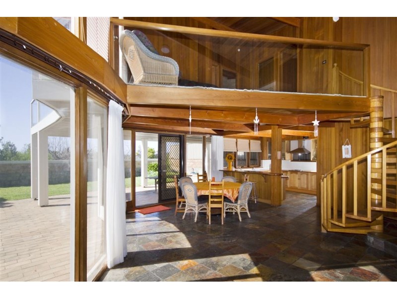 104 Elizabeth Drive, Vincentia NSW 2540