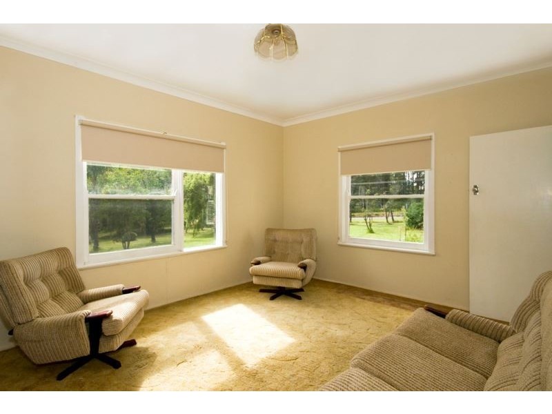 2 Pritchard Avenue, Woollamia NSW 2540