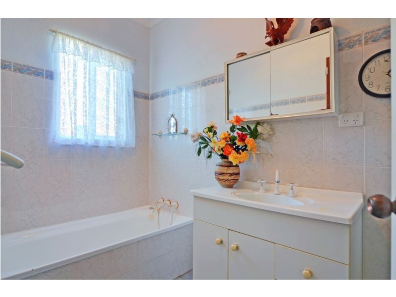 20 Kingfisher Avenue, Sanctuary Point NSW 2540