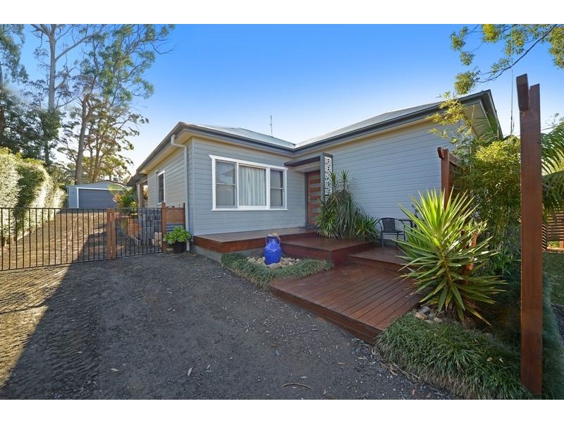 21 Fitzpatrick Street, Old Erowal Bay NSW 2540