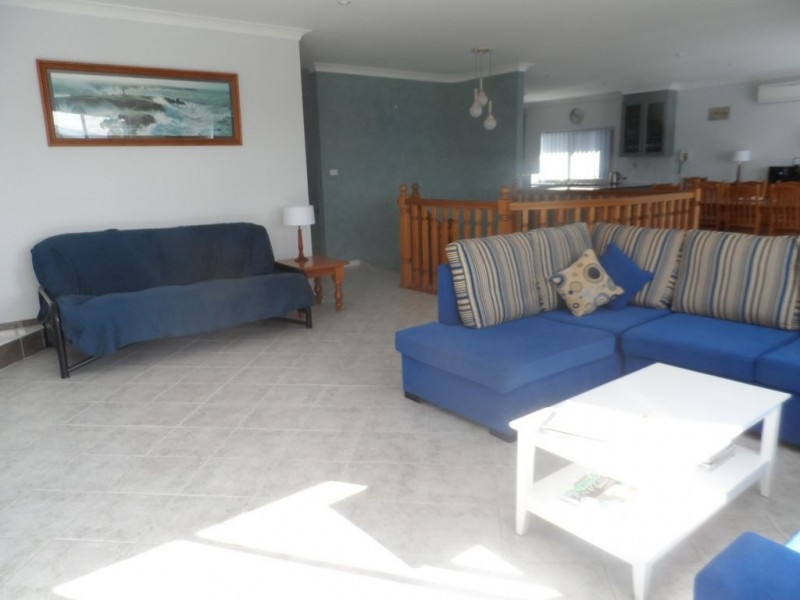 33 Excellent Street, Vincentia NSW 2540