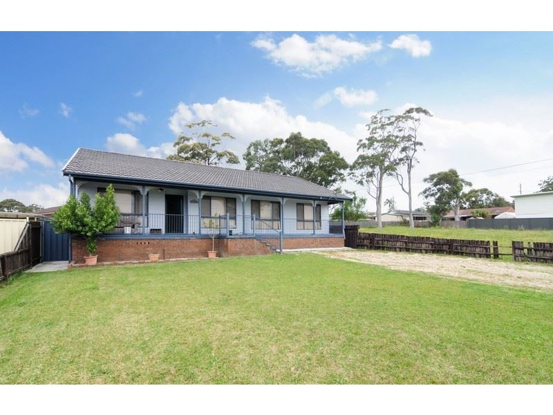 4 Dunisla Street, Sanctuary Point NSW 2540