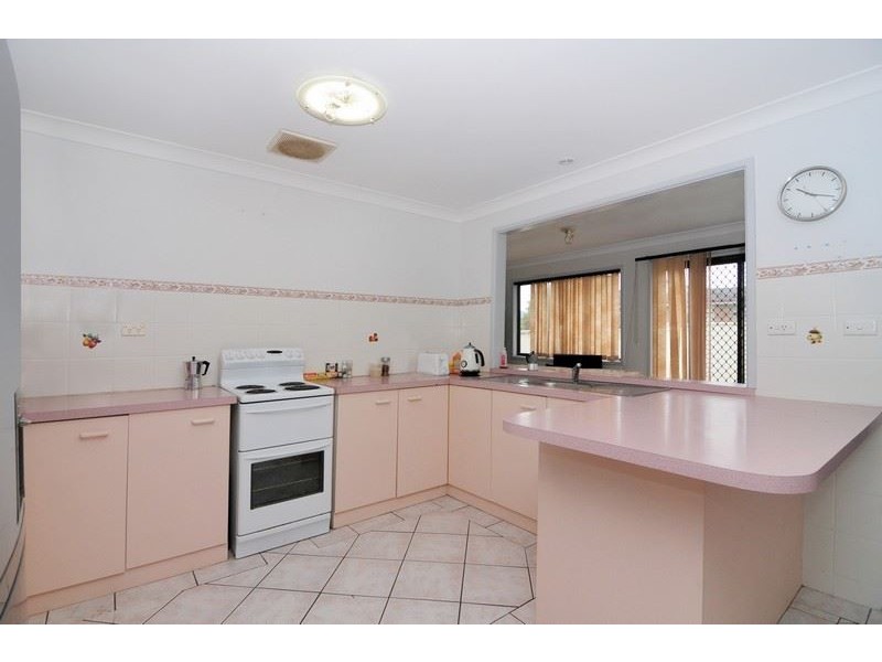 4 Dunisla Street, Sanctuary Point NSW 2540