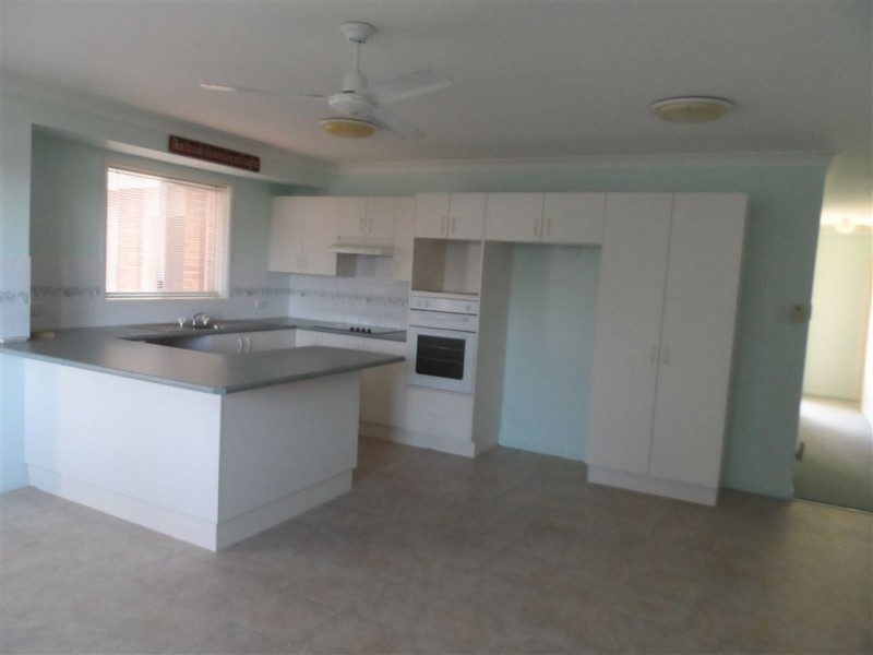 24 Claylands Drive, St Georges Basin NSW 2540