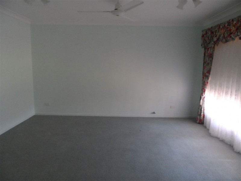 24 Claylands Drive, St Georges Basin NSW 2540