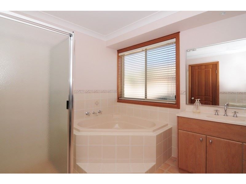 36 Cammaray Drive, St Georges Basin NSW 2540