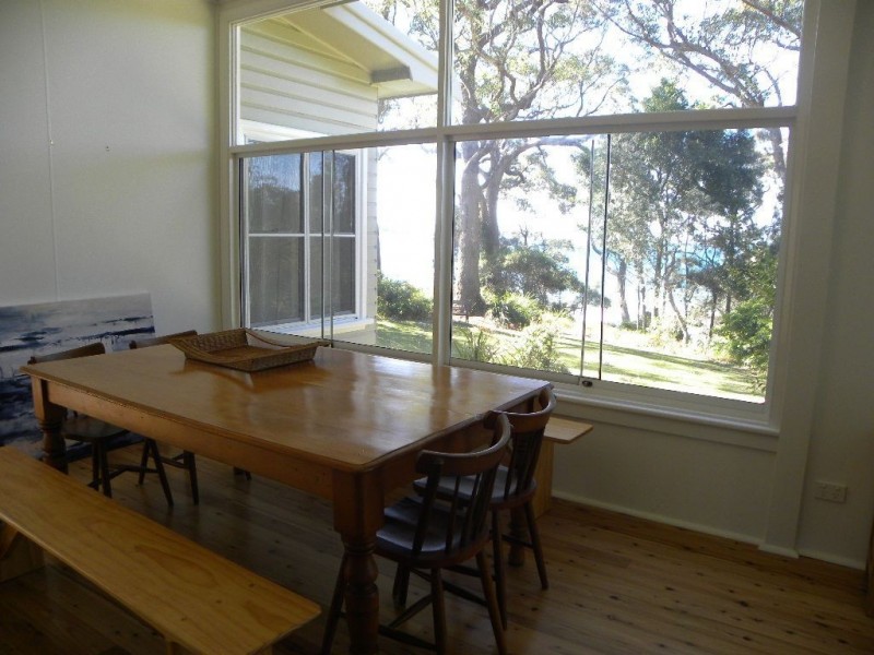 252 Elizabeth Drive, Vincentia NSW 2540