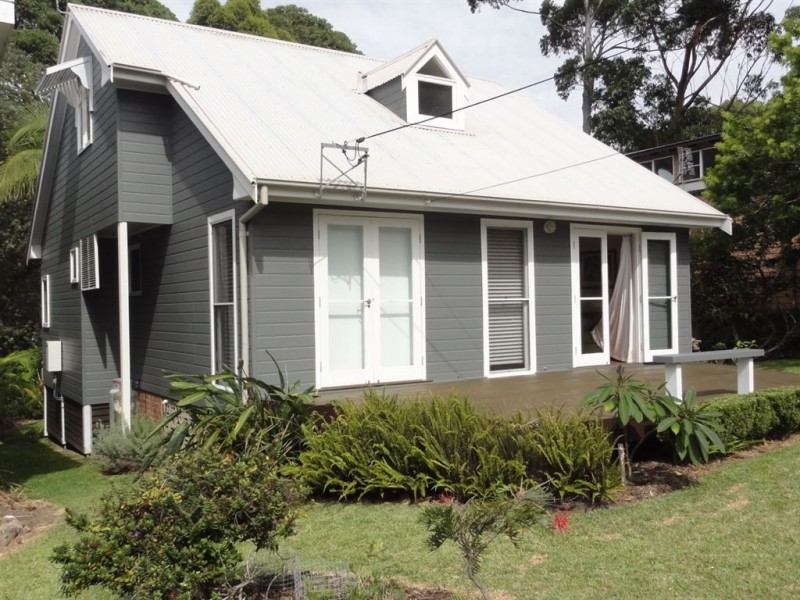 3 Bayview Avenue, Hyams Beach NSW 2540
