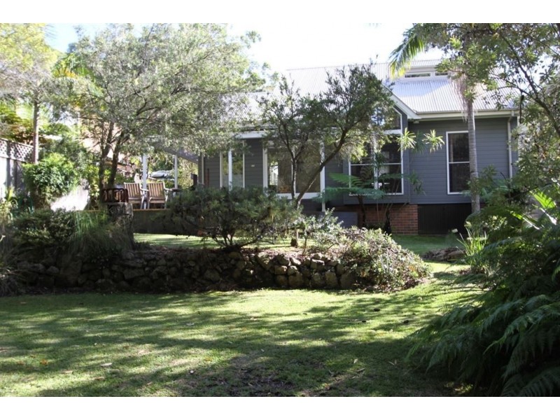 3 Bayview Avenue, Hyams Beach NSW 2540