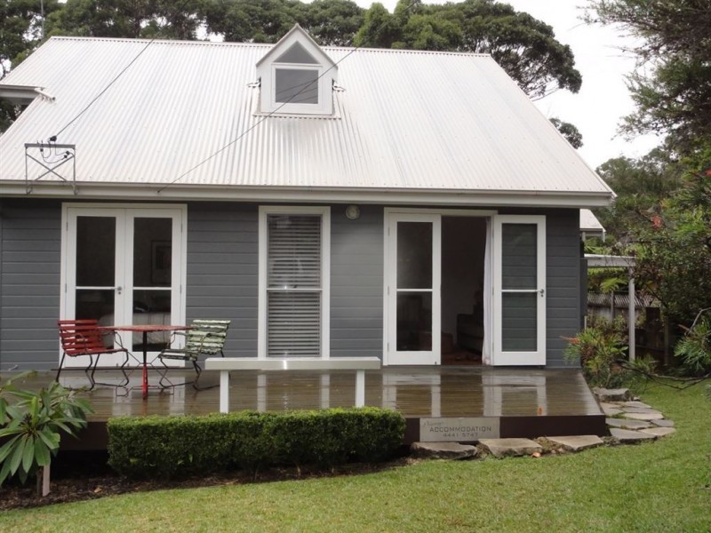 3 Bayview Avenue, Hyams Beach NSW 2540