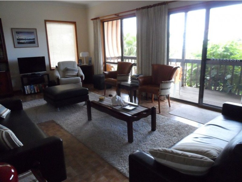 365 Elizabeth Drive, Vincentia NSW 2540