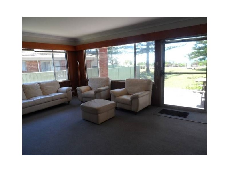 58 Elizabeth Drive, Vincentia NSW 2540