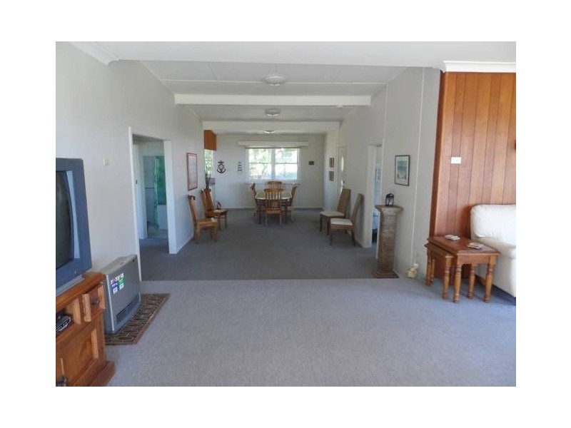 58 Elizabeth Drive, Vincentia NSW 2540