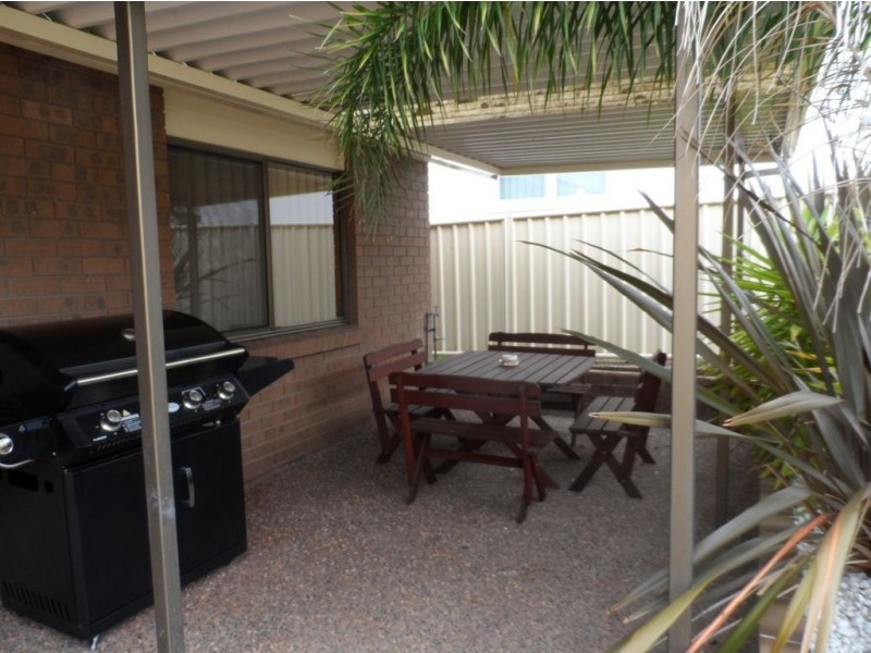 143 Elizabeth Drive, Vincentia NSW 2540