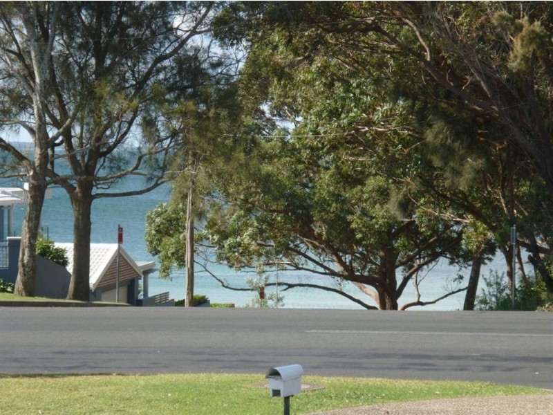 143 Elizabeth Drive, Vincentia NSW 2540