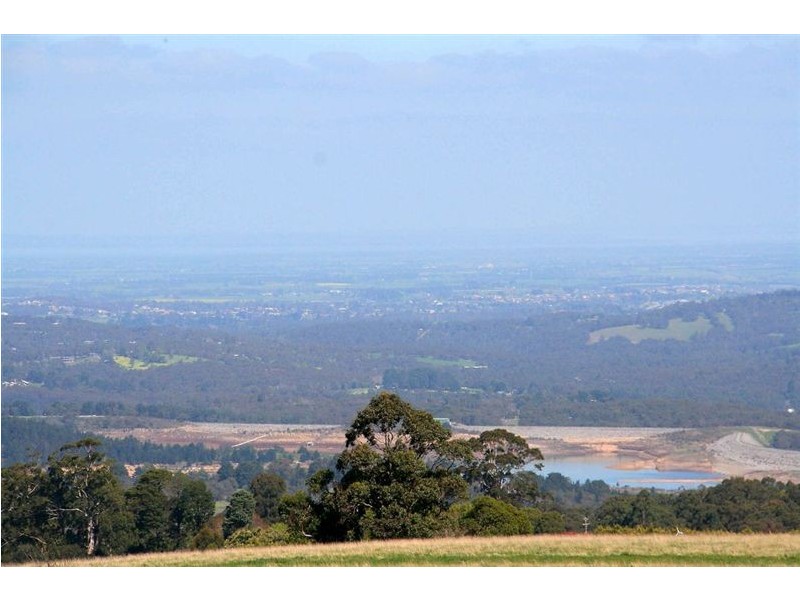 16 Ridge Road, Kallista VIC 3791