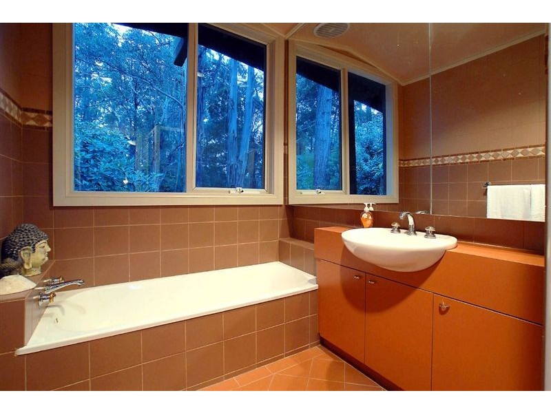 14 Locarno Avenue, Kallista VIC 3791