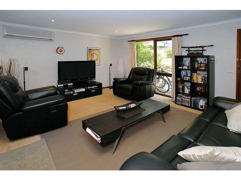 95 Old Belgrave Road, Upwey VIC 3158