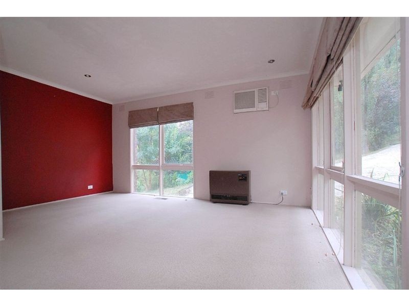 27 Arbor Avenue, Belgrave VIC 3160