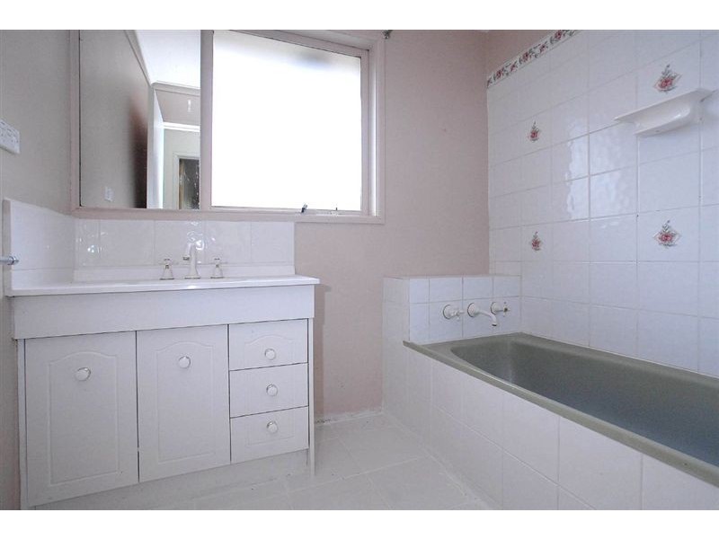 27 Arbor Avenue, Belgrave VIC 3160