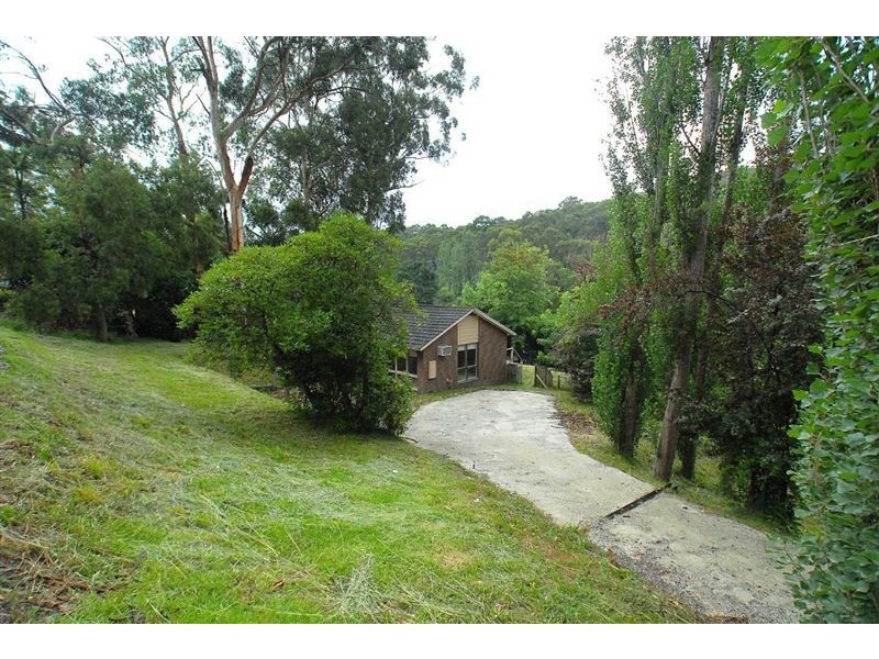 27 Arbor Avenue, Belgrave VIC 3160