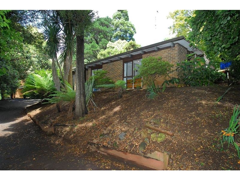 188 Monbulk Rd, Kallista VIC 3791