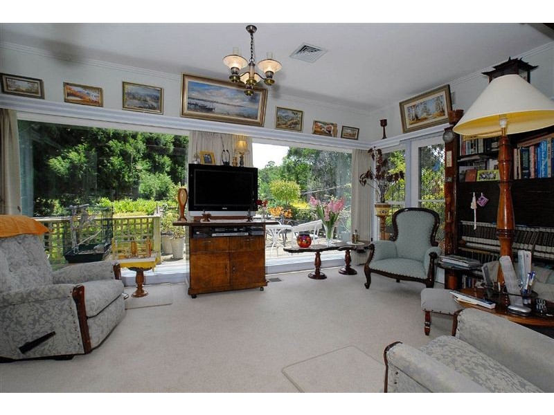 101 Monbulk Rd, Kallista VIC 3791