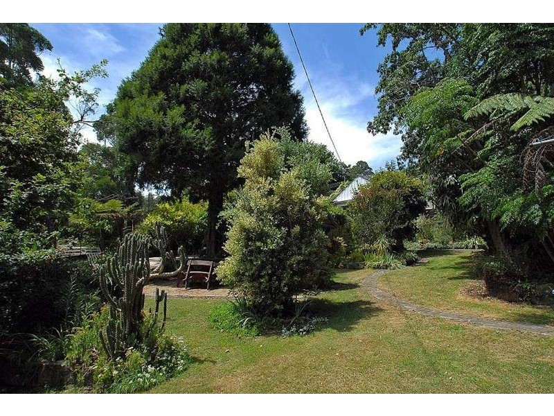 101 Monbulk Rd, Kallista VIC 3791