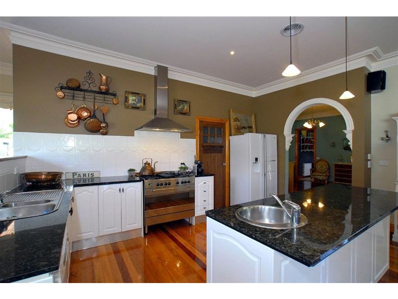 431 Glenfern Road, Upwey VIC 3158