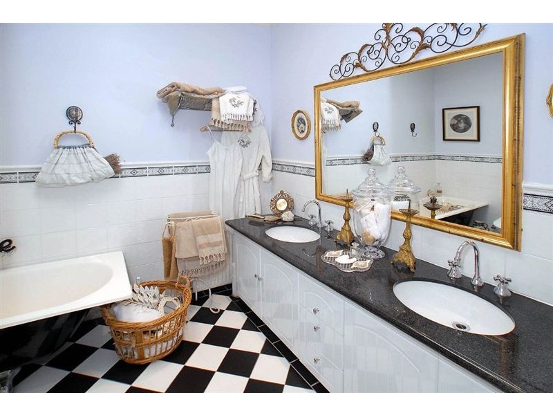 431 Glenfern Road, Upwey VIC 3158