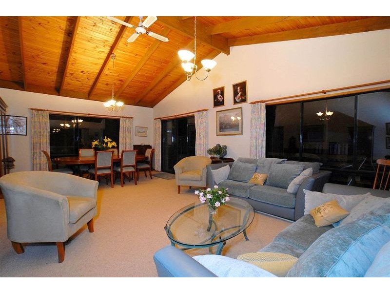 156 Mast Gully Rd, Ferny Creek VIC 3786