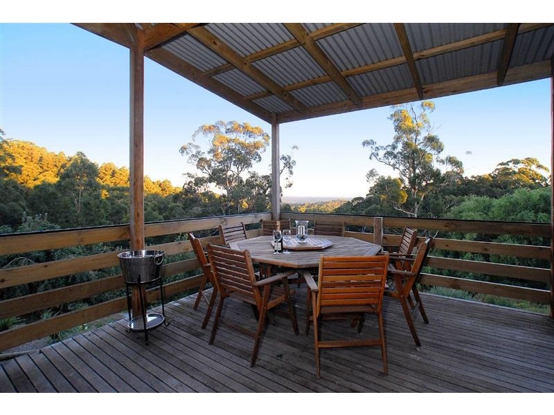 156 Mast Gully Rd, Ferny Creek VIC 3786