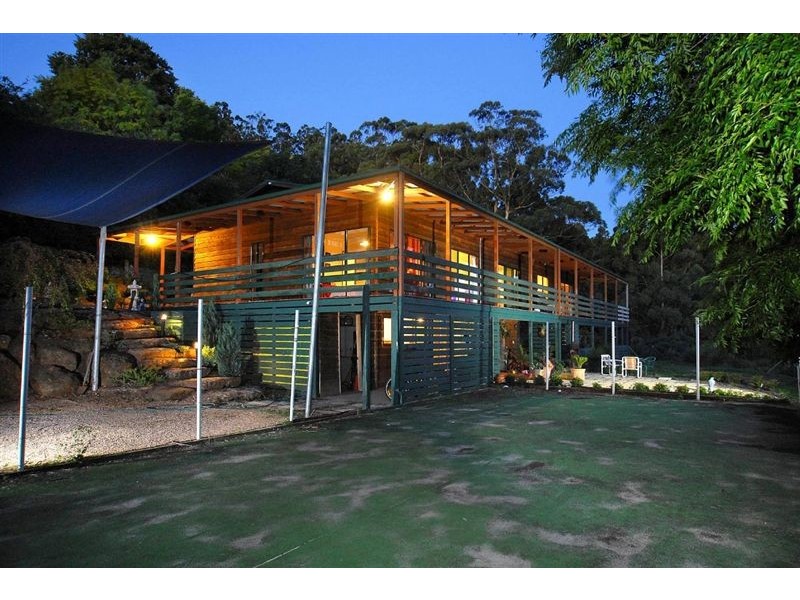 156 Mast Gully Rd, Ferny Creek VIC 3786