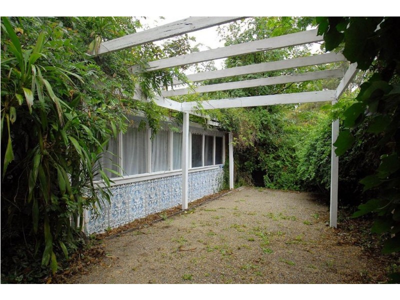 13 Myrtle Grove, Tecoma VIC 3160