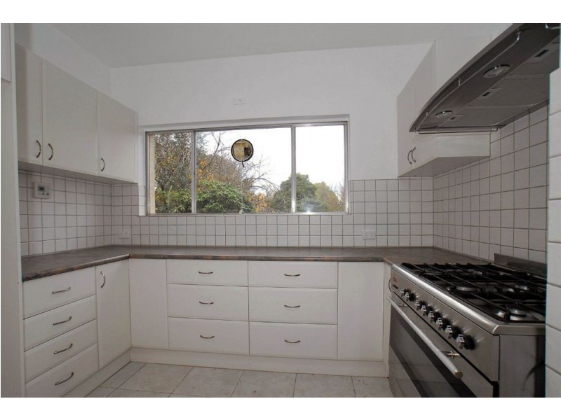 4 Kallamondah Road, Ferny Creek VIC 3786