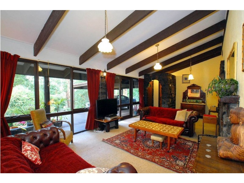 1 Centre Road, Upwey VIC 3158