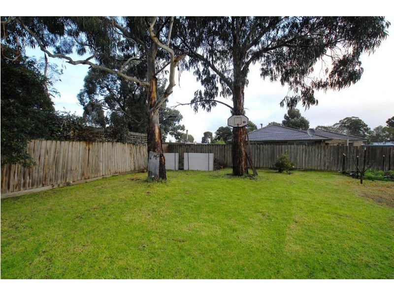 19 Gibbs rd, Ferntree Gully VIC 3156