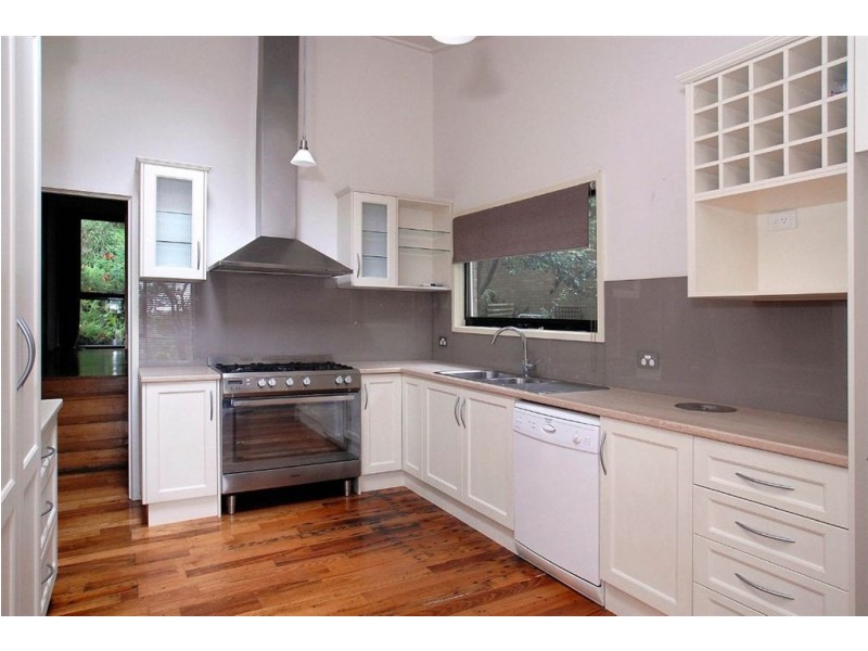 27 Hughes Street, Upwey VIC 3158