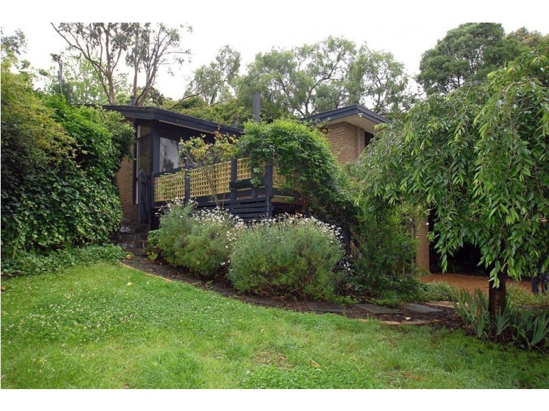 27 Hughes Street, Upwey VIC 3158