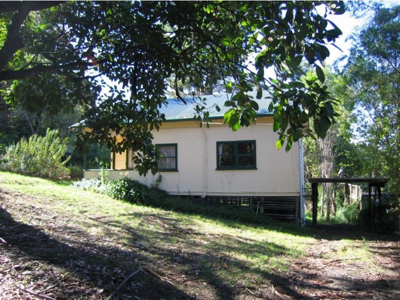 2 Gums Avenue, Belgrave VIC 3160