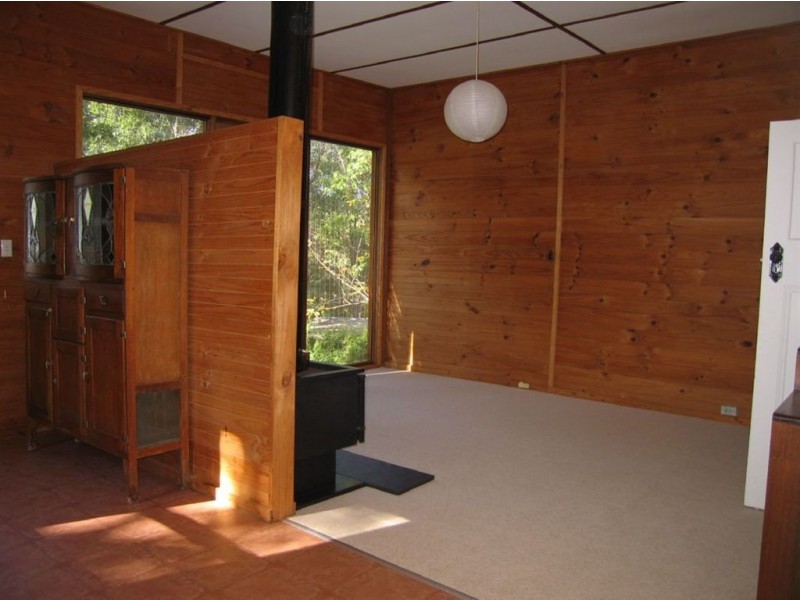 2 Gums Avenue, Belgrave VIC 3160