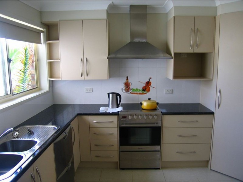 8 Anne Road, Knoxfield VIC 3180