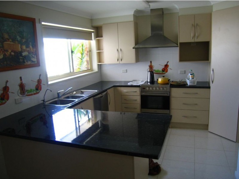 8 Anne Road, Knoxfield VIC 3180