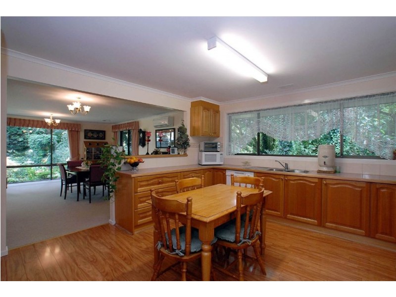 12 Eleanor Grove, Kallista VIC 3791