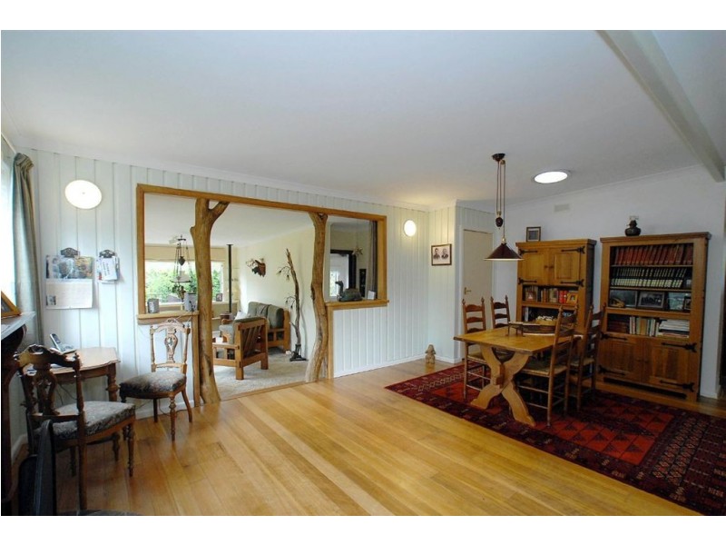 17-19 Vika Ave, Monbulk VIC 3793