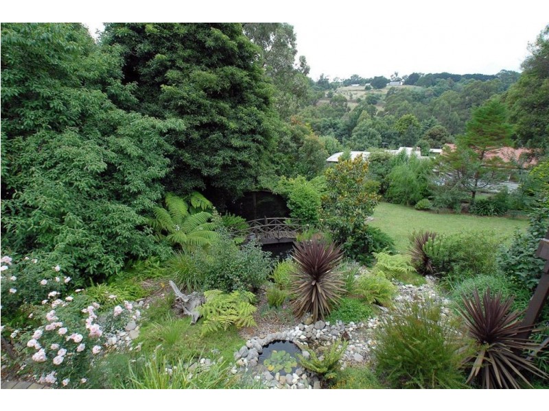 17-19 Vika Ave, Monbulk VIC 3793