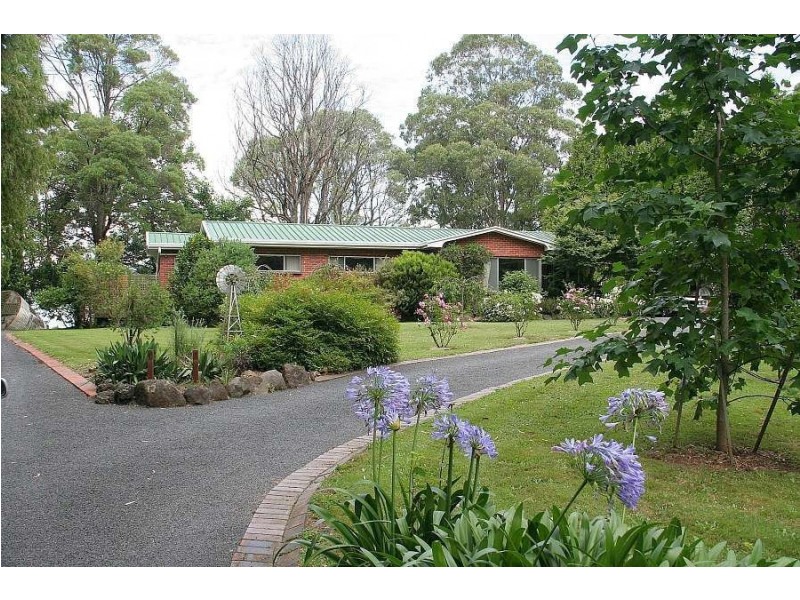 12 Jacksons Hill Road, Kallista VIC 3791