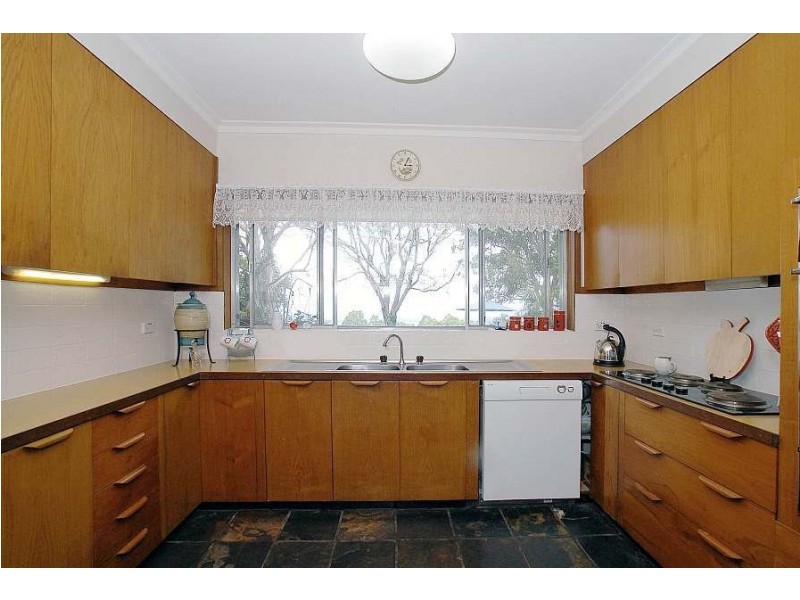 12 Jacksons Hill Road, Kallista VIC 3791