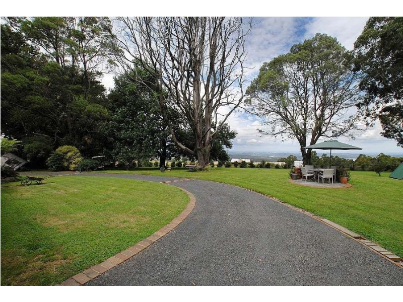 12 Jacksons Hill Road, Kallista VIC 3791